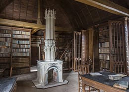 La bibliothèque du chapitre, exposition permanente, Cathédrale Notre-Dame, Bayeux